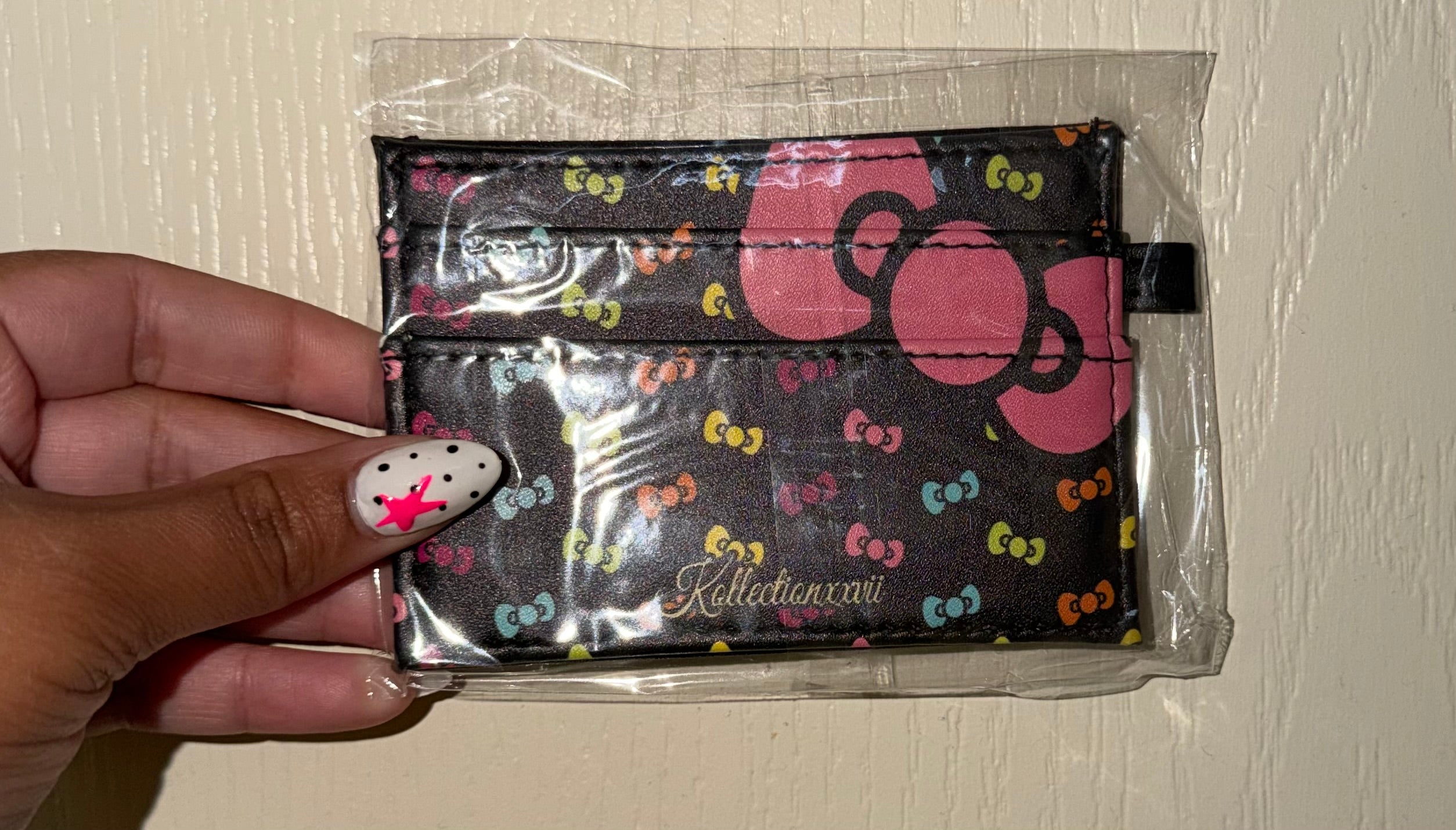 Sweet bow card holder