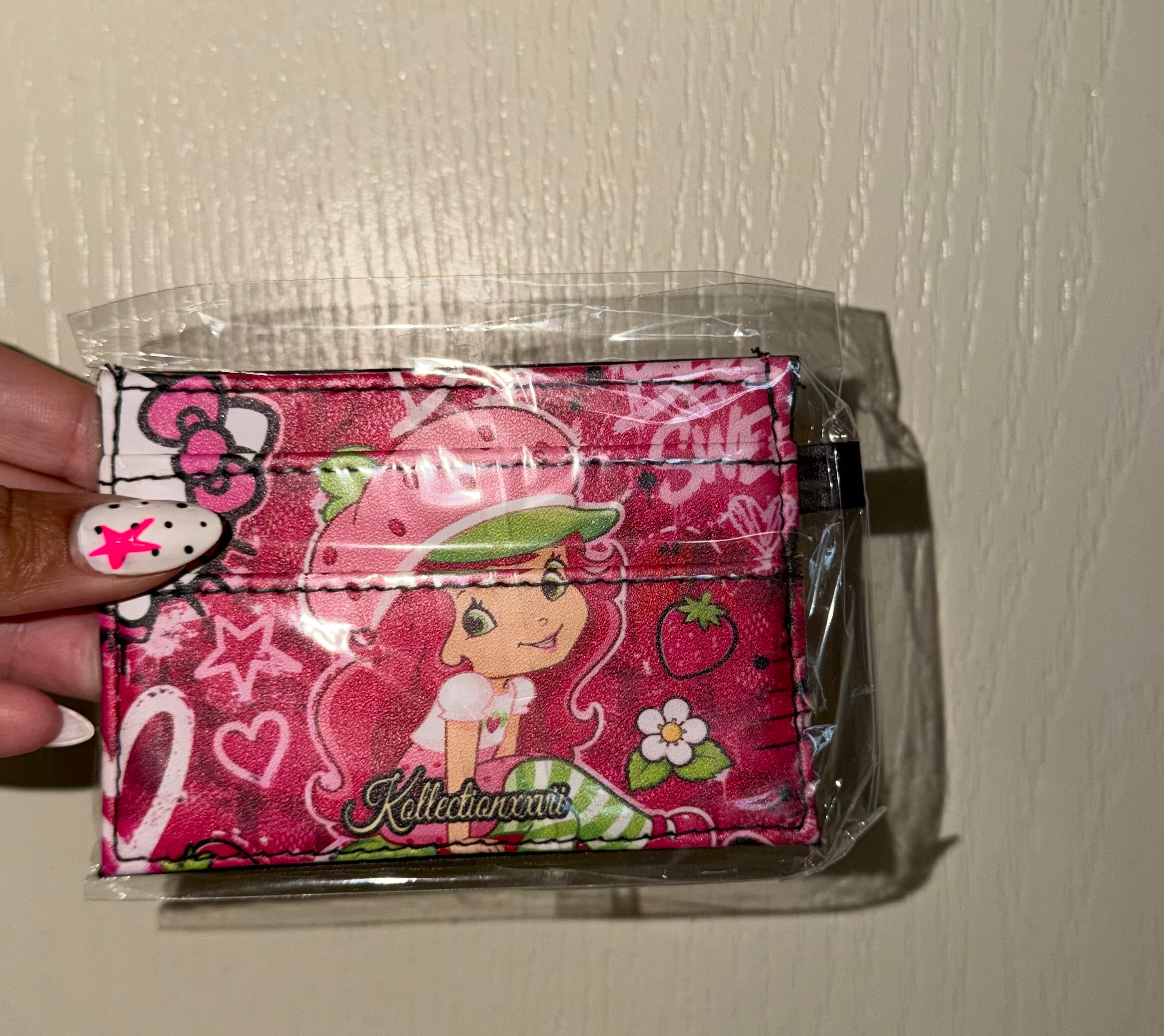 Strawberry dream card holder